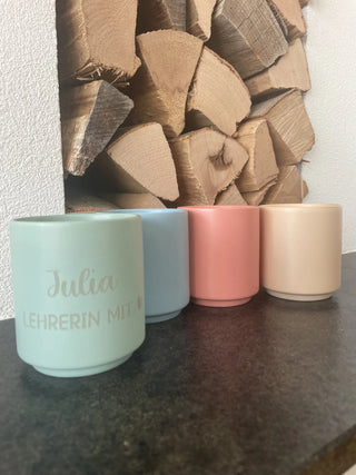 Personalisierte Tasse ohne Henkel – in  Pastellfarben