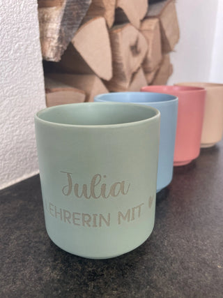 Personalisierte Tasse ohne Henkel – in  Pastellfarben