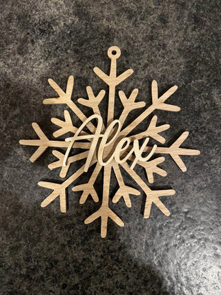 Weihnachtsdeko mit Namen